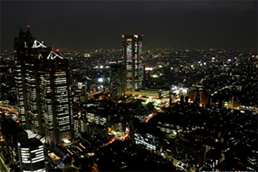 高樓夜景紅光奪目，你可知它們用處不?。?>
                    </span>
                </div>
            </div>
        </div>
        <div   id=